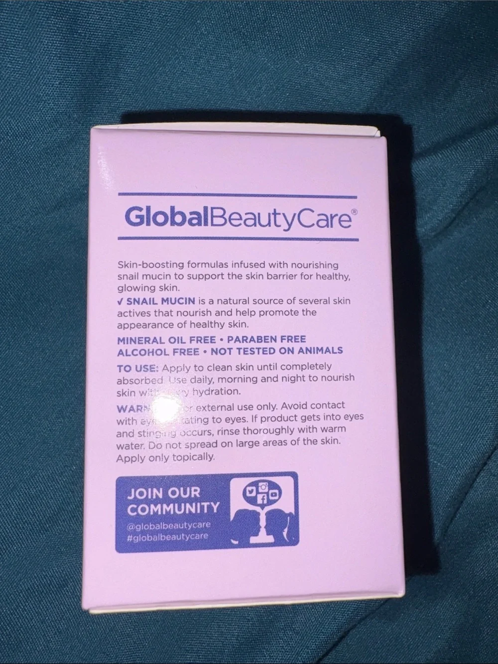 Global Beauty Care Snail Mucin Moisturizer - Dermasil - Eye Serum